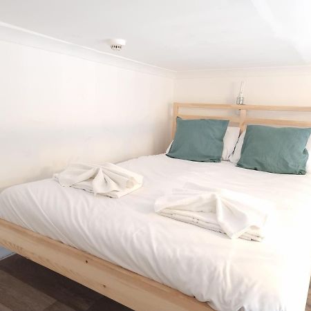 ロンドンF8-Mezzanine 1St Floor Flat Fits 3 Near Paddingtonアパートメント エクステリア 写真